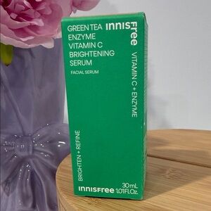 Innisfree Green Tea Enzyme Vitamin C Brightening Serum – Best for Glowing Skin